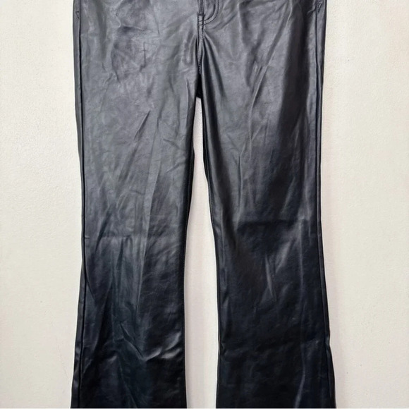 Gap Womens 29 High Rise Vegan Leather 70s Flare Pant - Picture 6 of 14